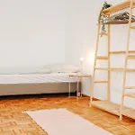Namastay! Modernes Wohnen Im Herzen Von